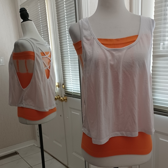$4 Add-on White Open Tank Top - Size Large - Picture 6 of 6